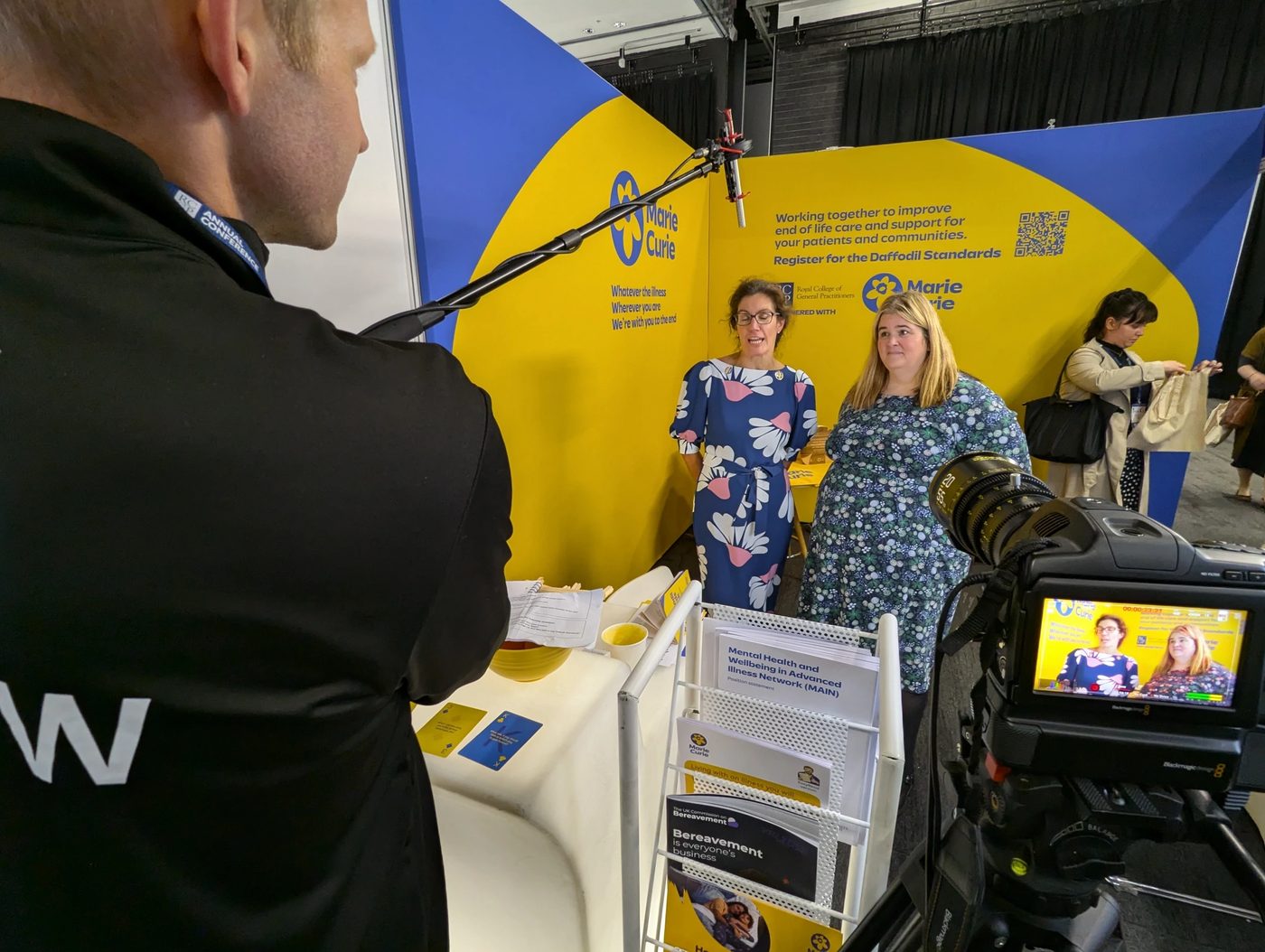 Yellow's Keith Lupton reviewing product photography on a dual-monitor edit suite